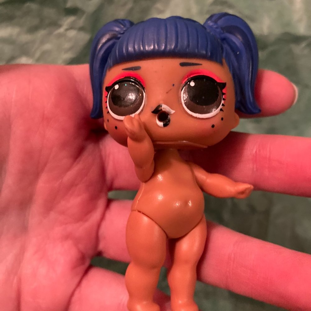 B1G2 - Downtown Blue LOL Surprise Tot Doll - Buy 1, Get 2 FREE